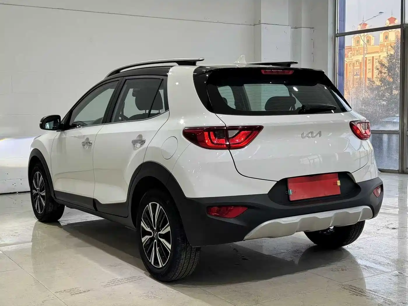 Kia KX1 2021 1.4L CVT Fun Sunroof Version фото 3