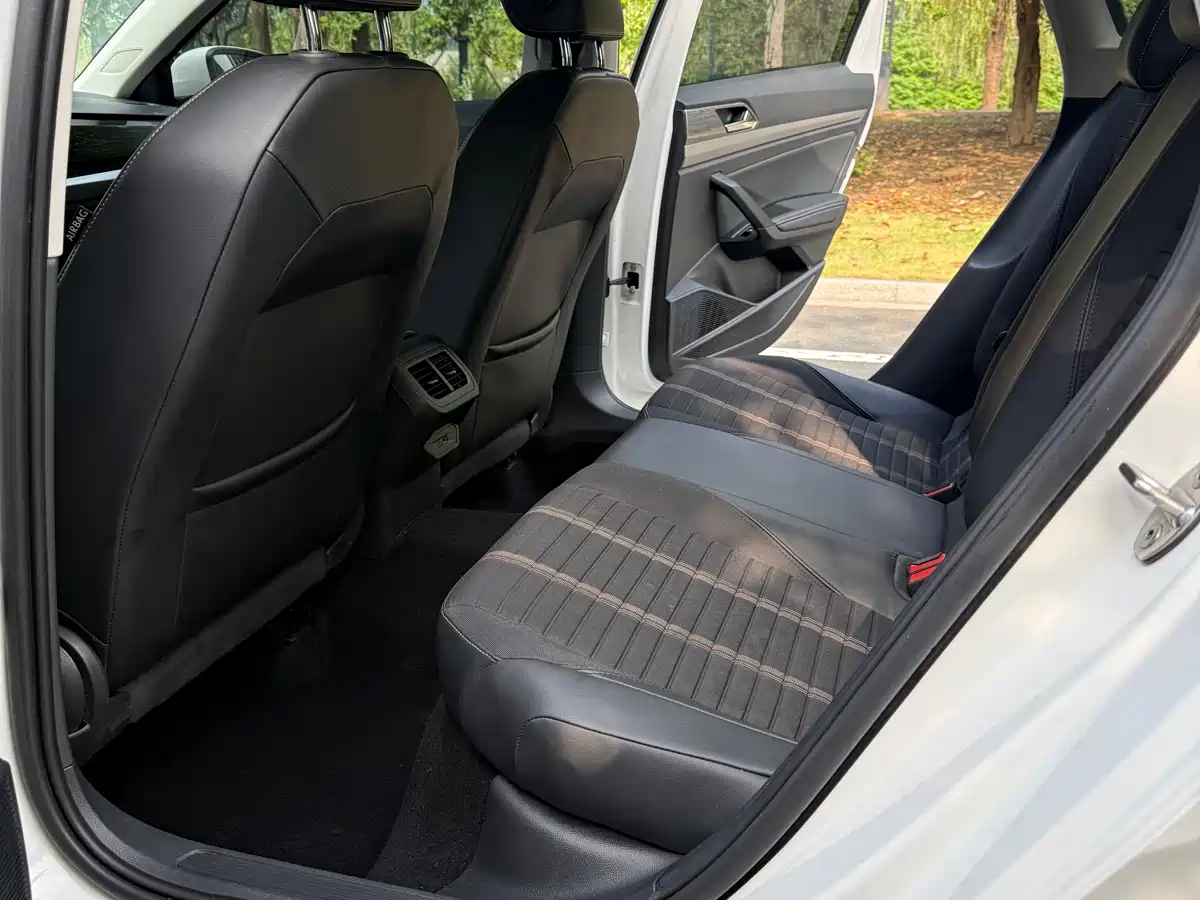 Volkswagen Lavida 2022 280TSI DSG Comfort Edition фото 6
