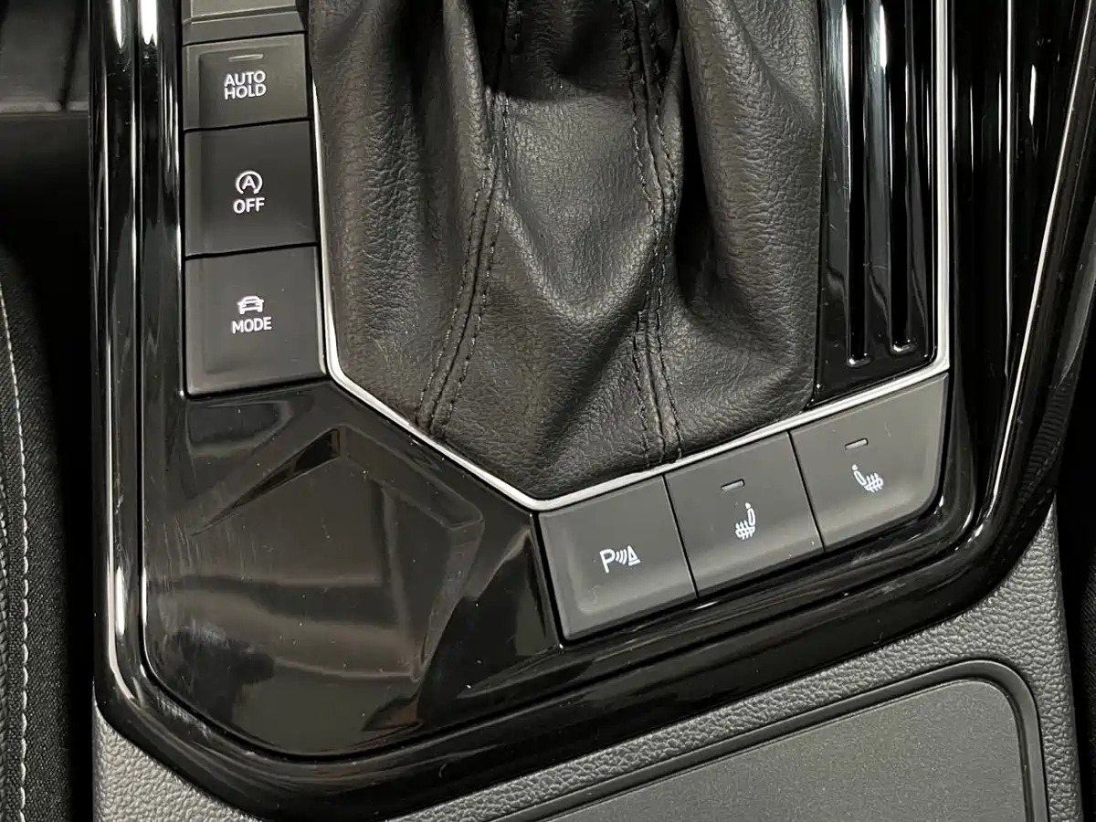 Volkswagen Tayron 2023 280TSI 2WD Luxury Plus Advanced Edition фото 19