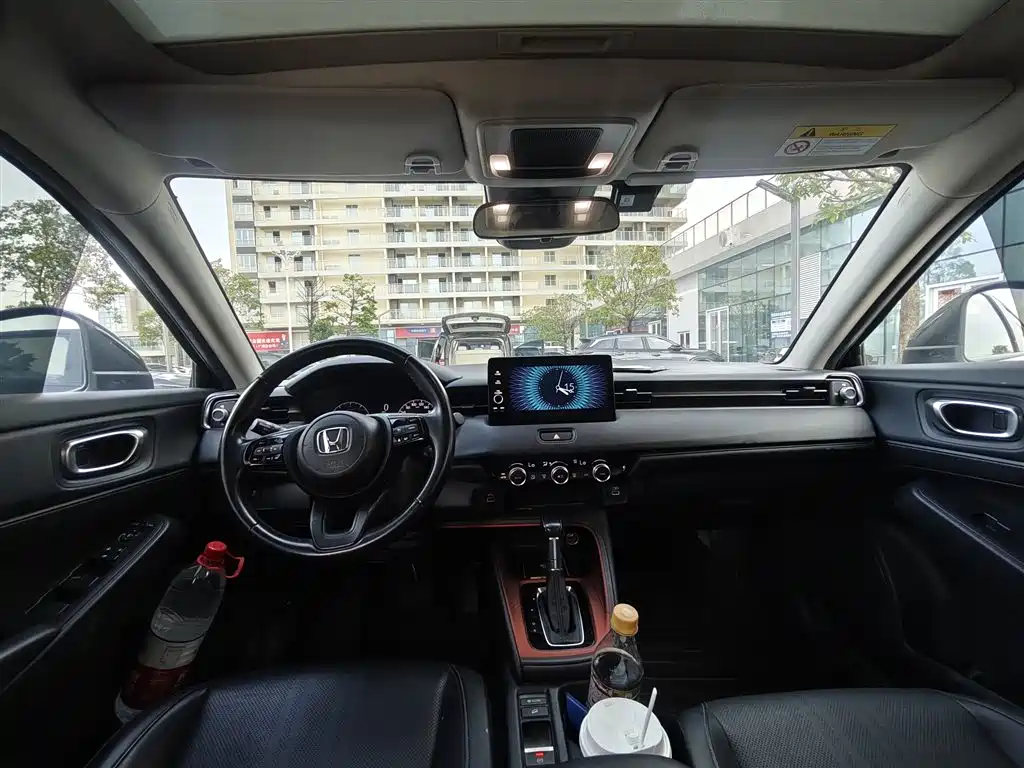 Фото 6 - Honda Vezel