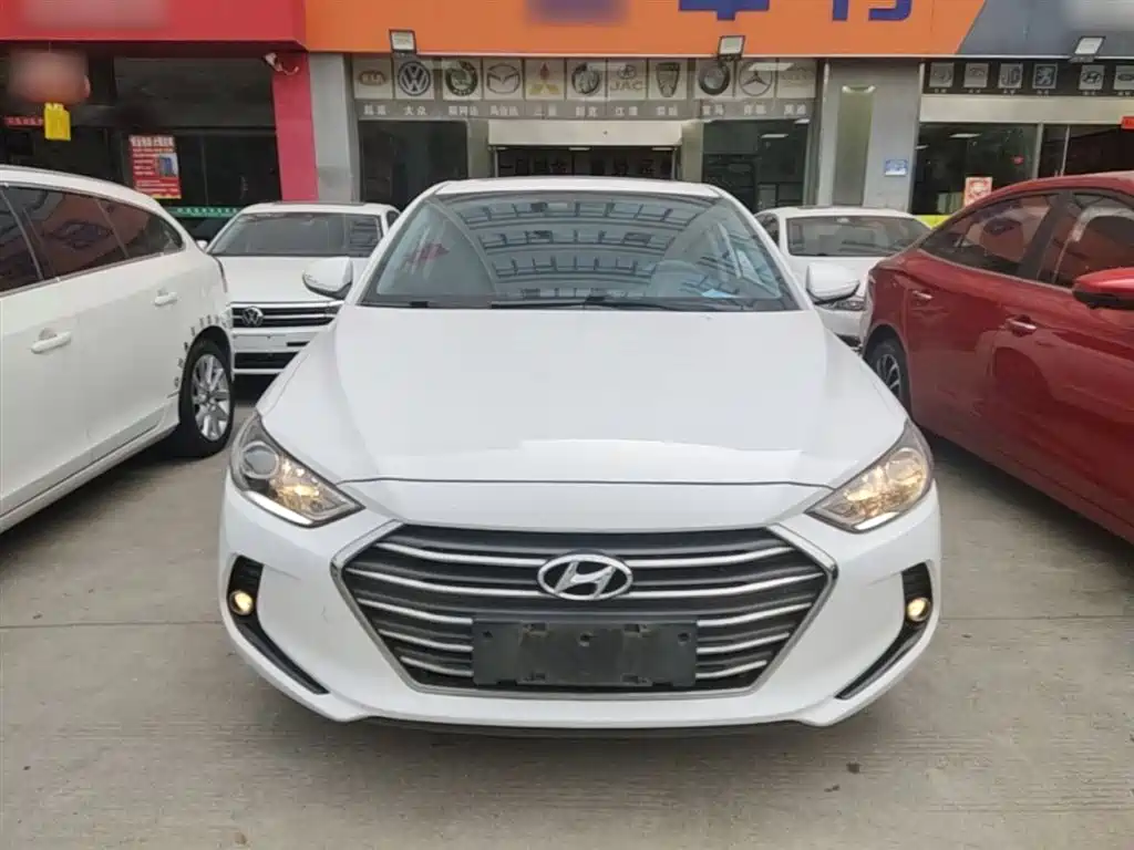 Hyundai Elantra 2016 Model 1.6L Automatic Smart Elite фото 3