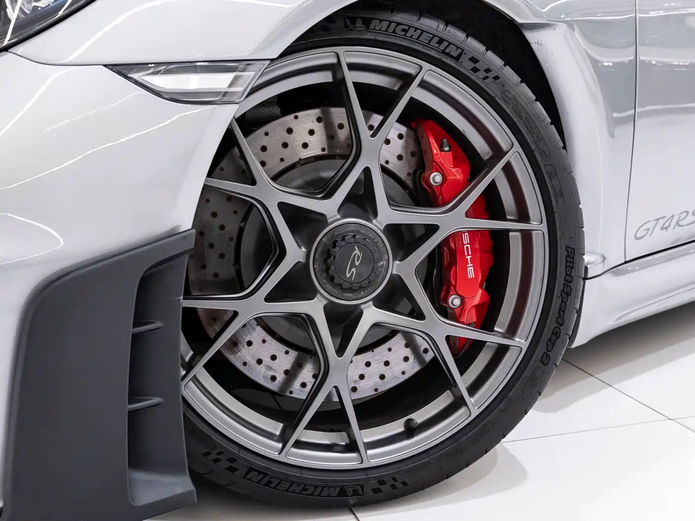 Porsche 718 2022 Cayman GT4 RS 4.0L фото 12