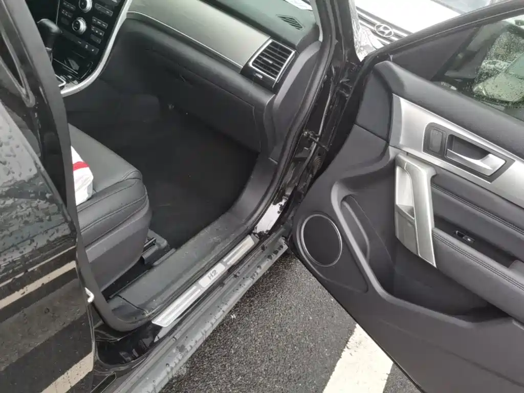 Photo 11 - Haval H2