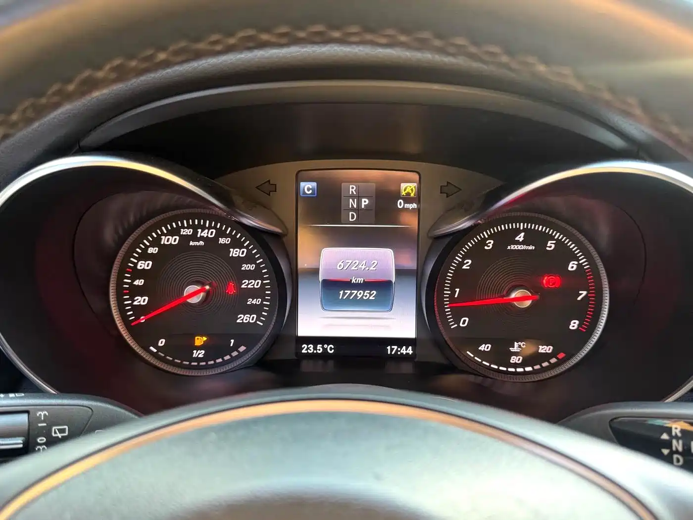 Mercedes-Benz GLC 2017 GLC 260 4MATIC Dynamic фото 12