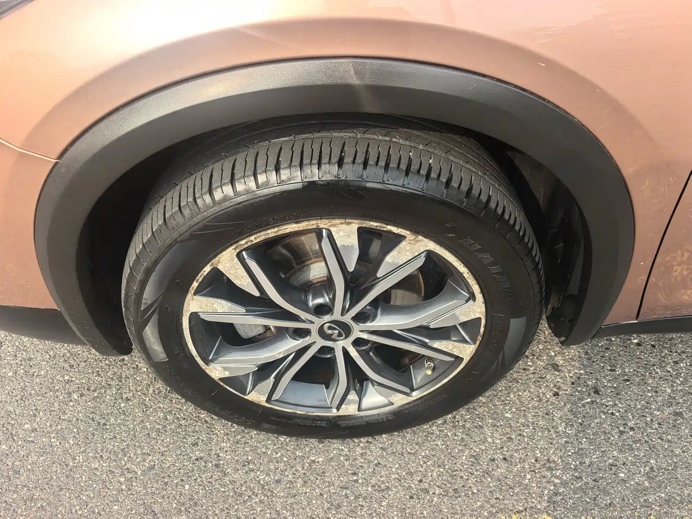 Infiniti QX30 2017 2.0T 4WD Sport Edition фото 12