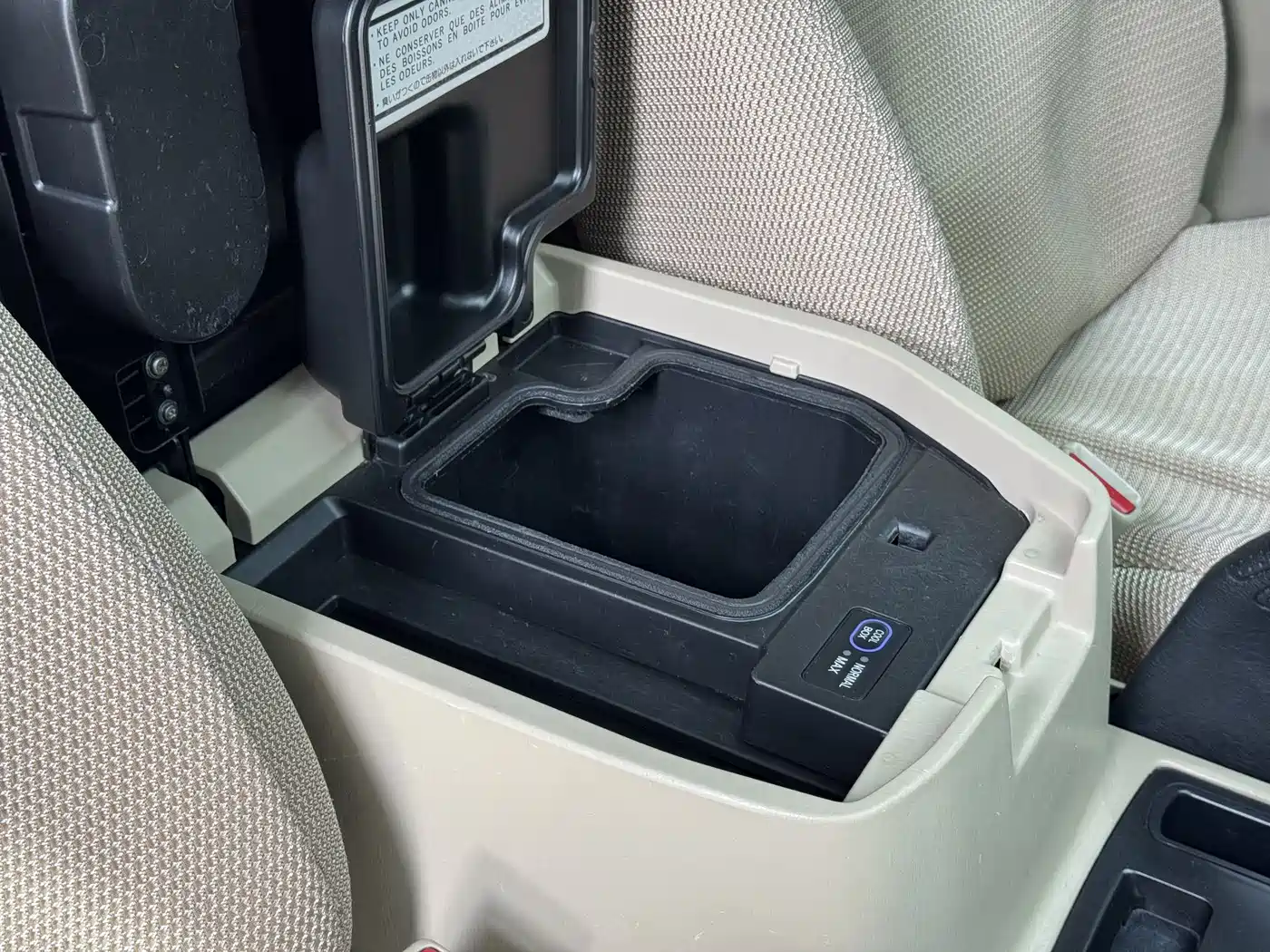 Toyota Land Cruiser 2005 Model 4.7L Automatic VX-R Luxury DVD Edition фото 20