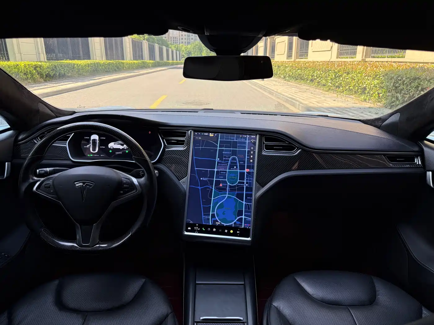 Tesla Model S 2014 Model S 85 фото 13