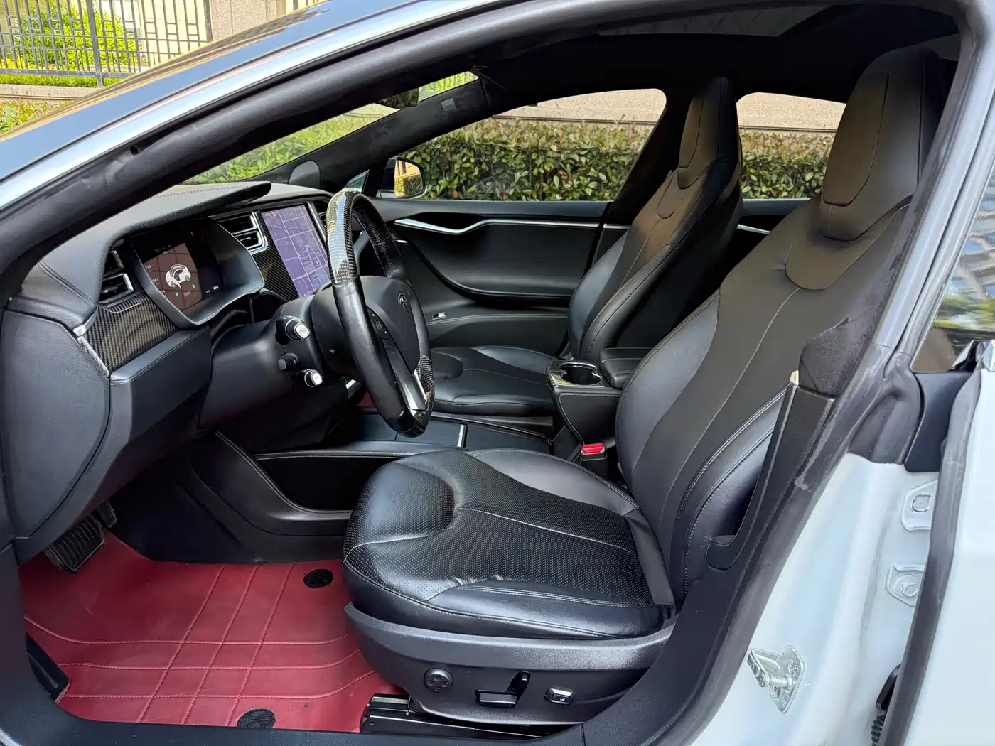 Tesla Model S 2014 Model S 85 фото 11
