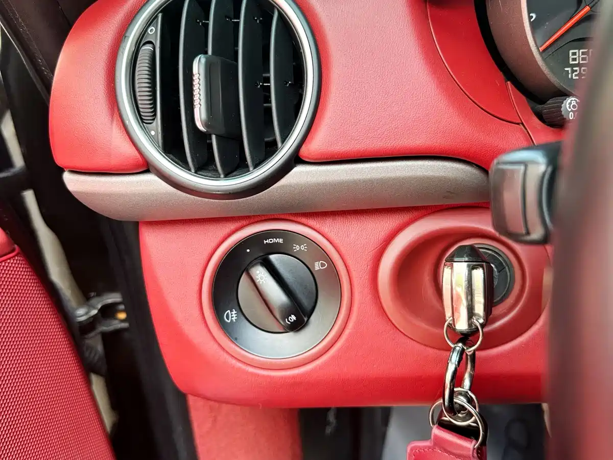 Porsche Boxster 2011 Boxster Black Edition 2.9L фото 11