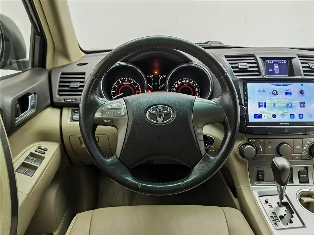 Toyota Highlander 2011 2.7L 2WD 5-seat Sport фото 11