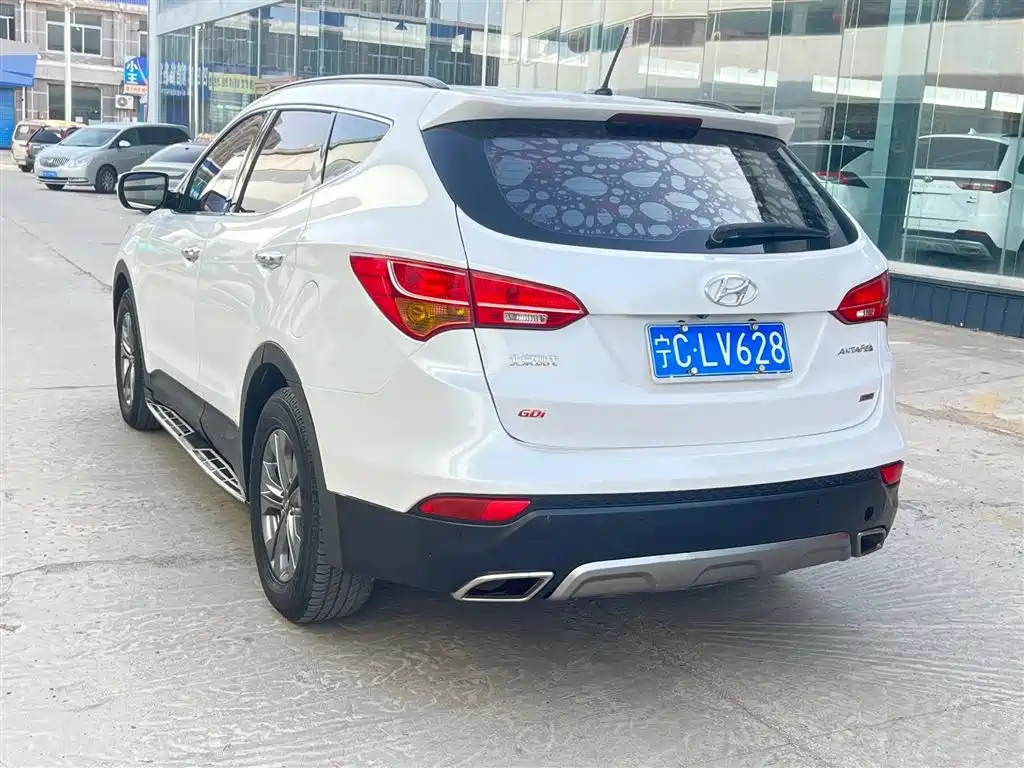 Hyundai Santa Fe 2013 Facelift 2.4L Automatic 4WD Premium фото 7