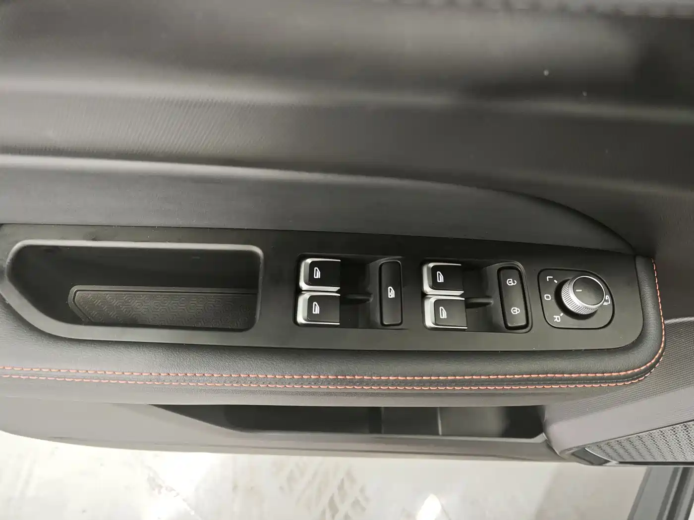 GEELY AUTOMOBILE GEELY COWBOY