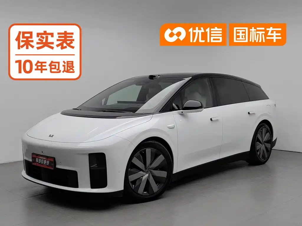 Li Auto i6 2026 2025 4WD Base Model