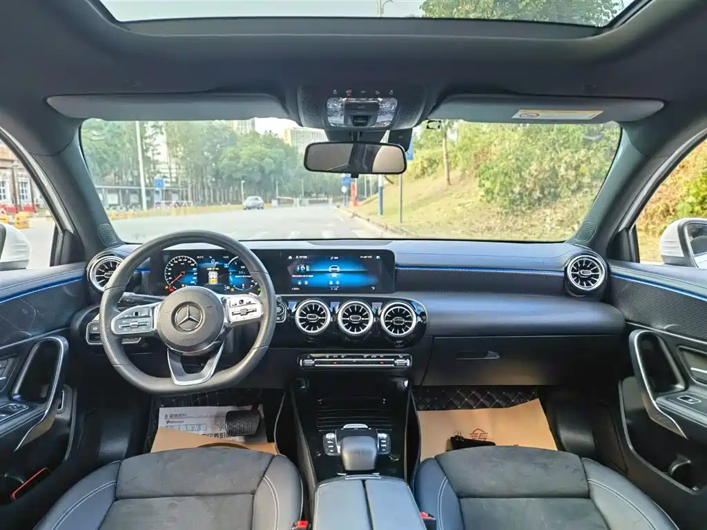 MERCEDES-BENZ A CLASS