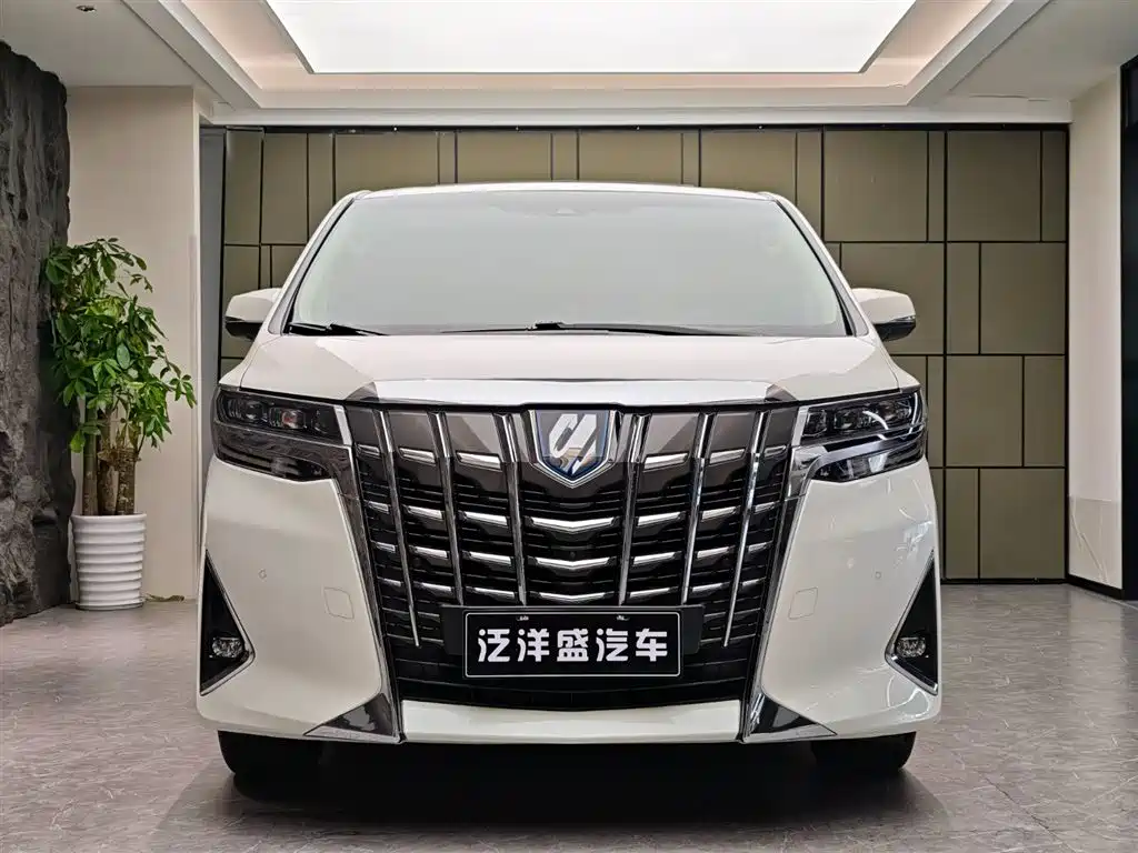 Toyota Alphard 2021 Hybrid 2.5L Premium фото 2