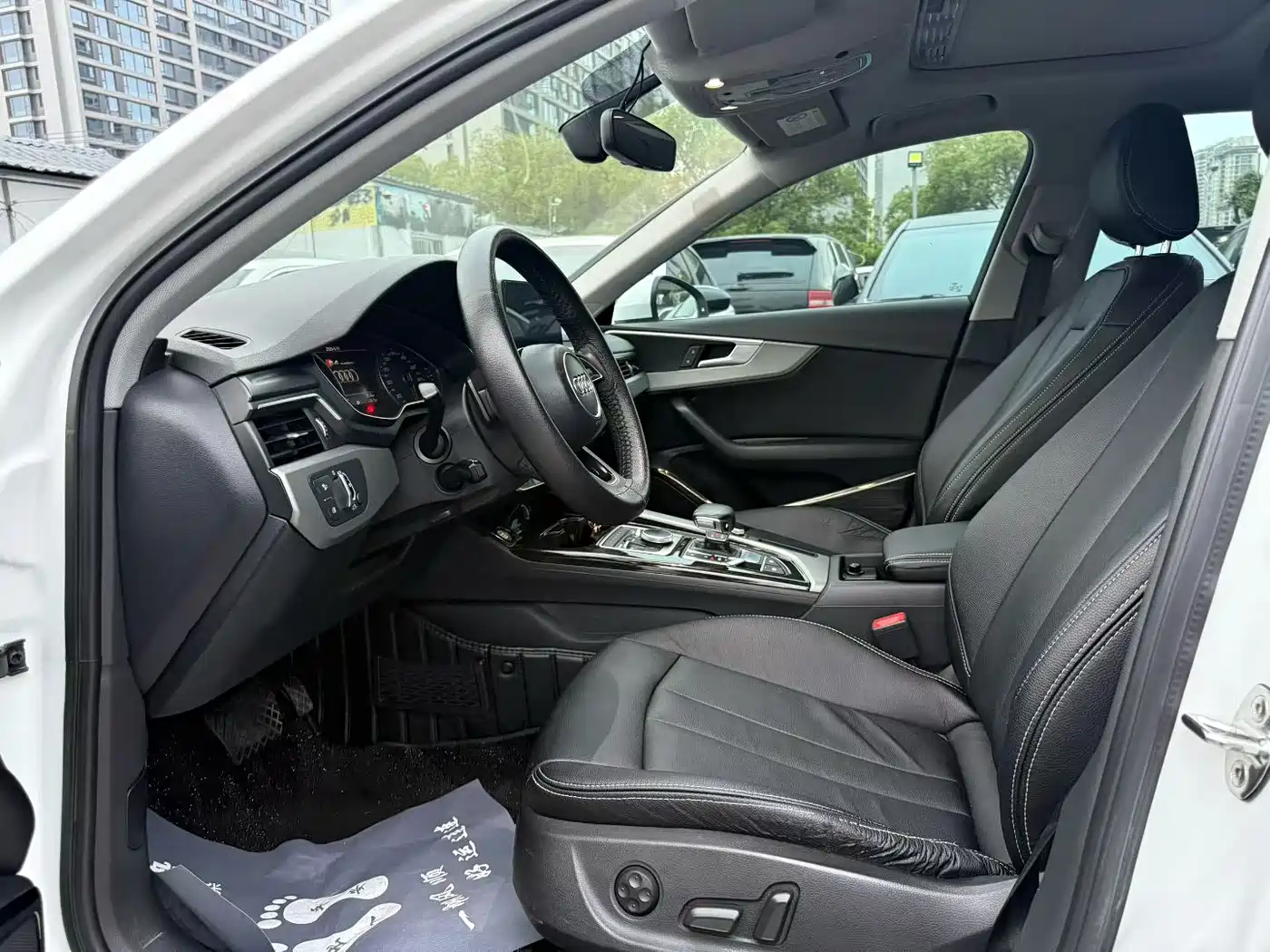 Audi A4L 2018 30th Anniversary 40 TFSI Progressive фото 4