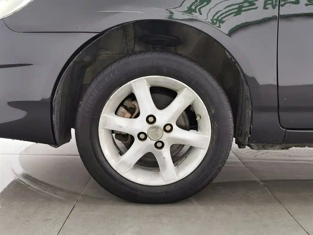 Toyota Corolla 2013 1.6L Manual Value Edition фото 17