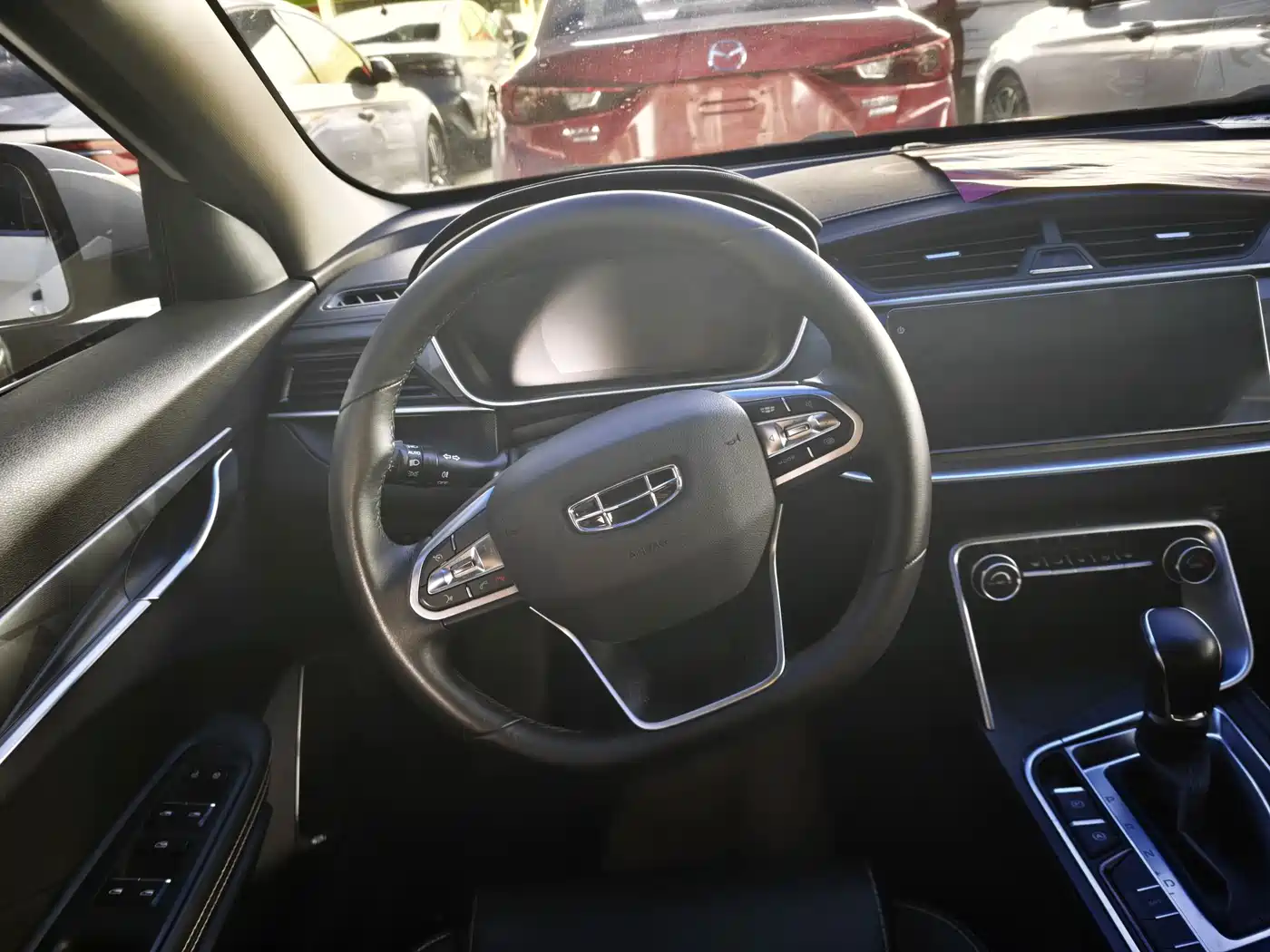 Фото 7 - Geely Binrui