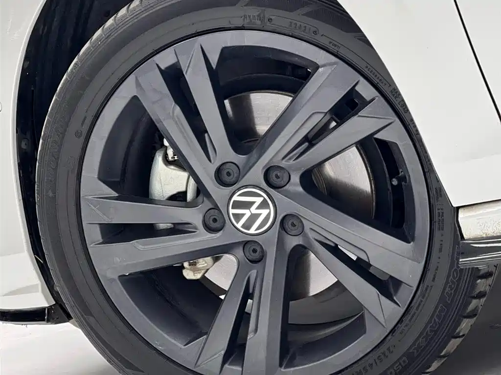 Volkswagen Golf 2021 280TSI DSG R-Line фото 5
