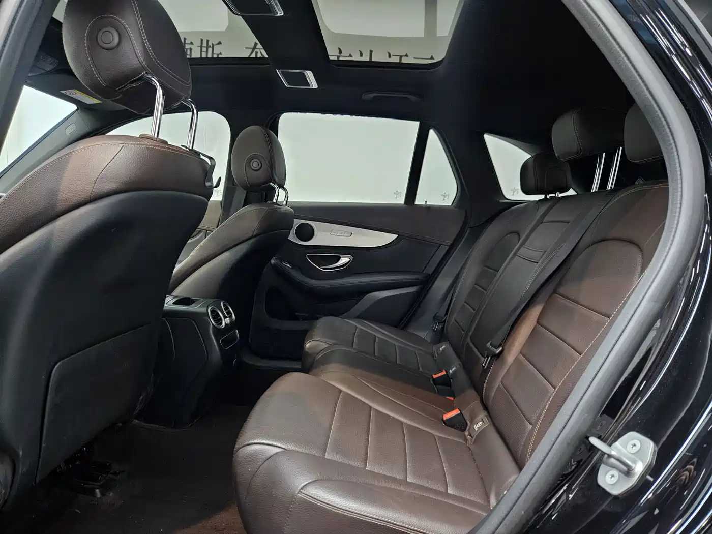 Mercedes-Benz GLC 2020 Facelift GLC 260 L 4MATIC Dynamic фото 10