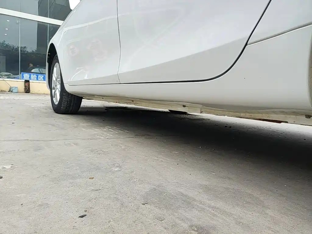 Фото 21 - Geely Emgrand