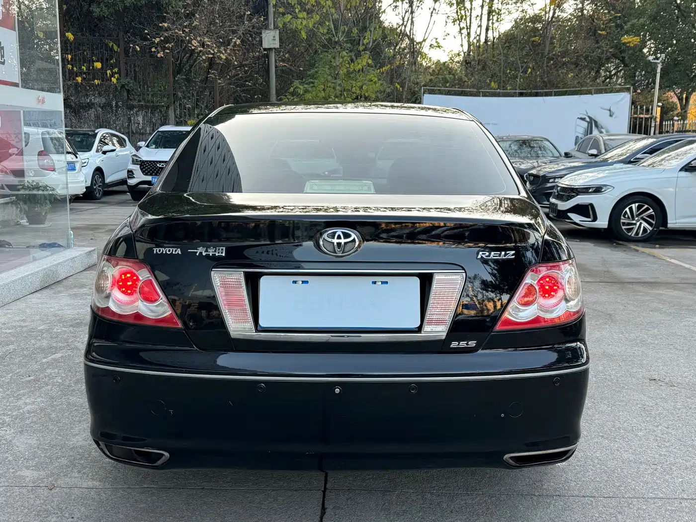 Toyota Reiz 2009 2.5S Comfort Edition фото 3