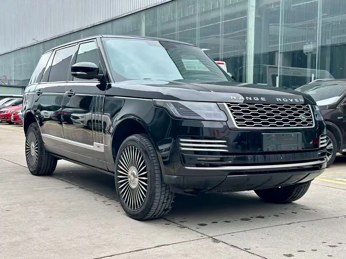 Фото 2 - Land Rover Range Rover