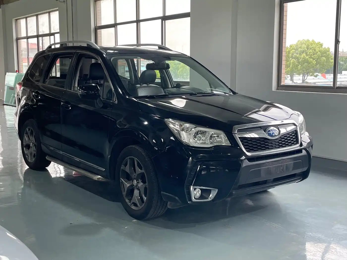 Subaru Forester 2015 2.5i Special Commemorative Edition фото 3