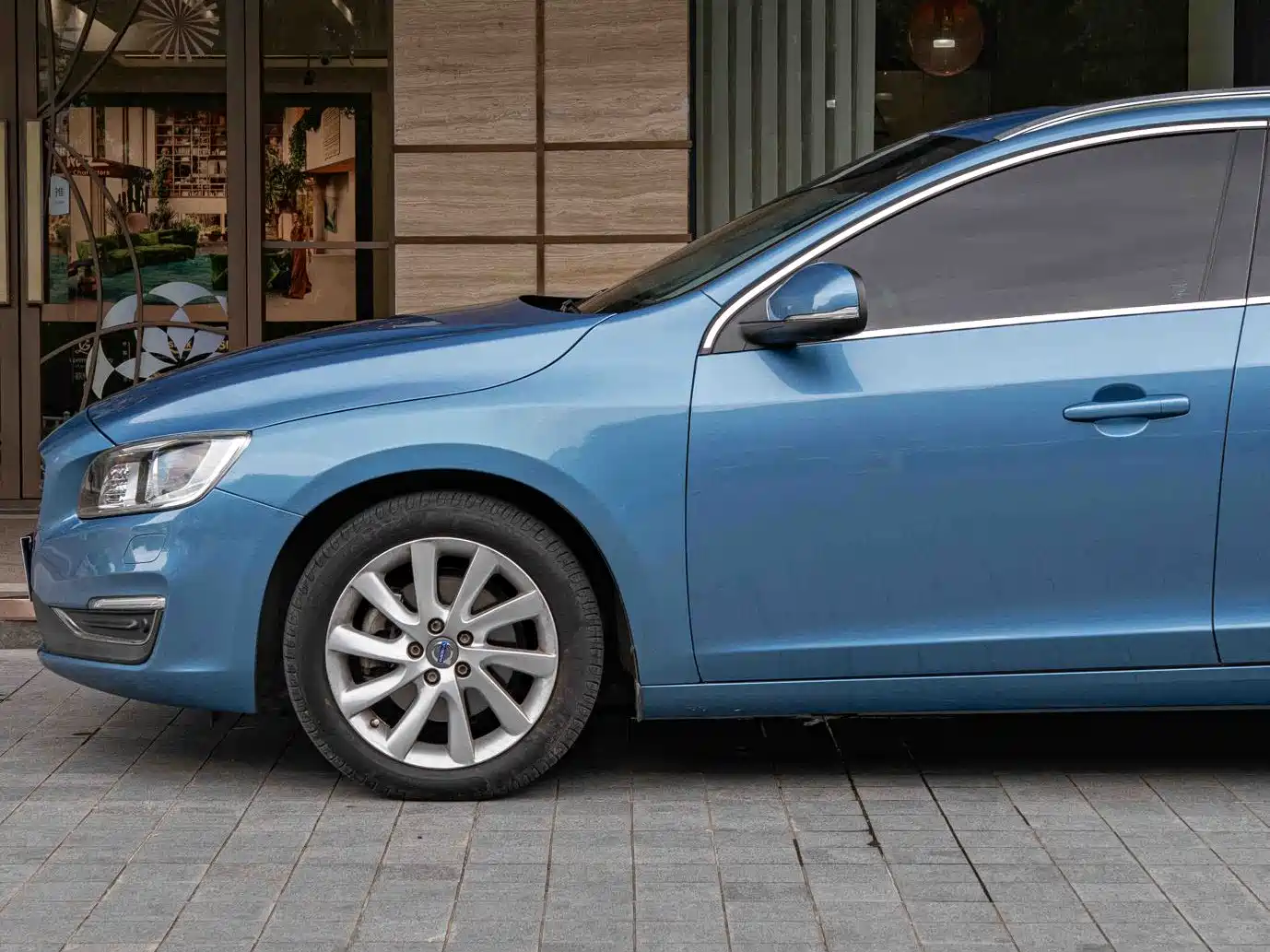Фото 4 - Volvo V60