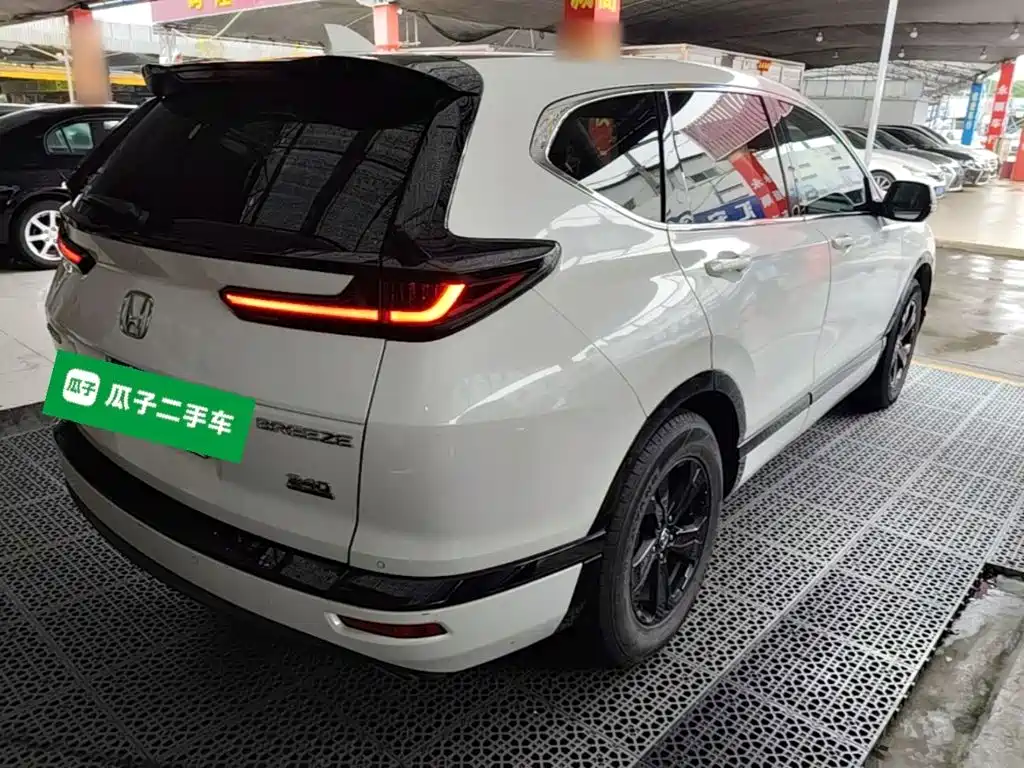 Honda Breeze 2020 2020 240TURBO CVT 2WD Premium