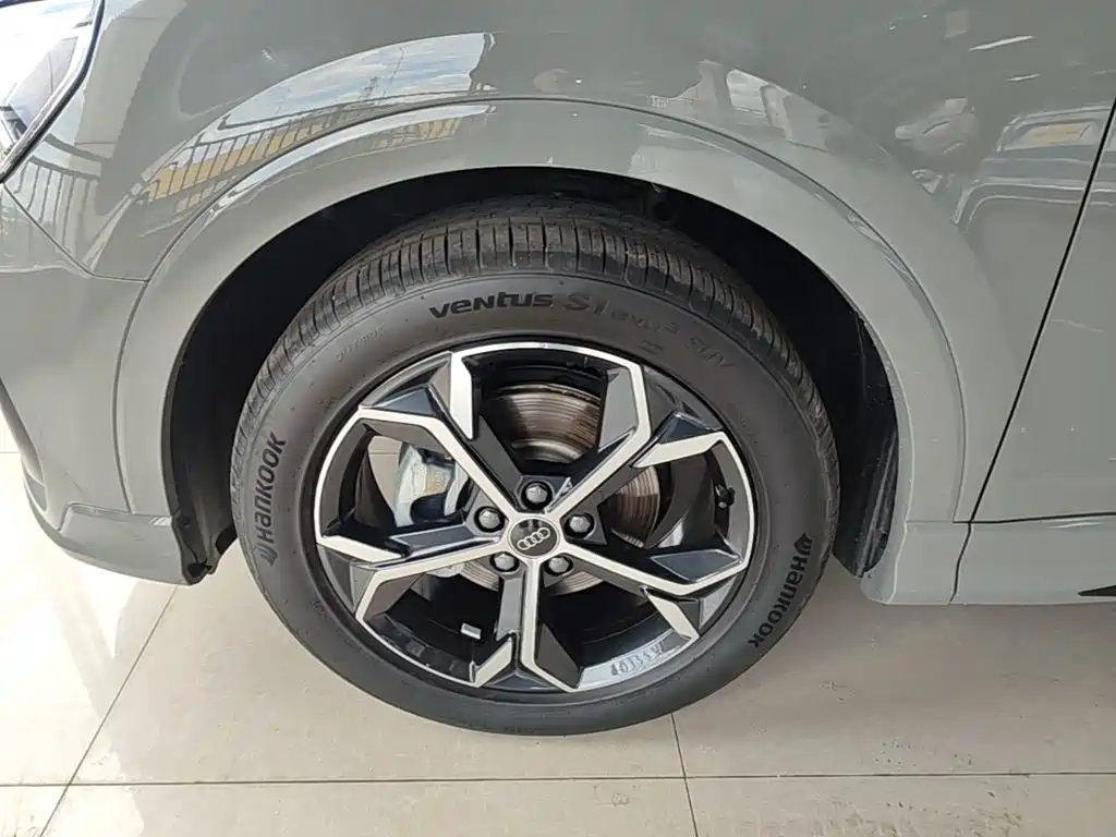 Audi Q3 Sportback 2025 2024 40 TFSI Fashion