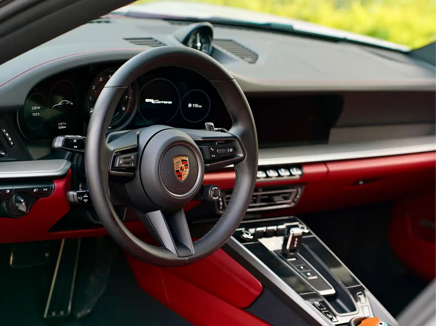 PORSCHE 911