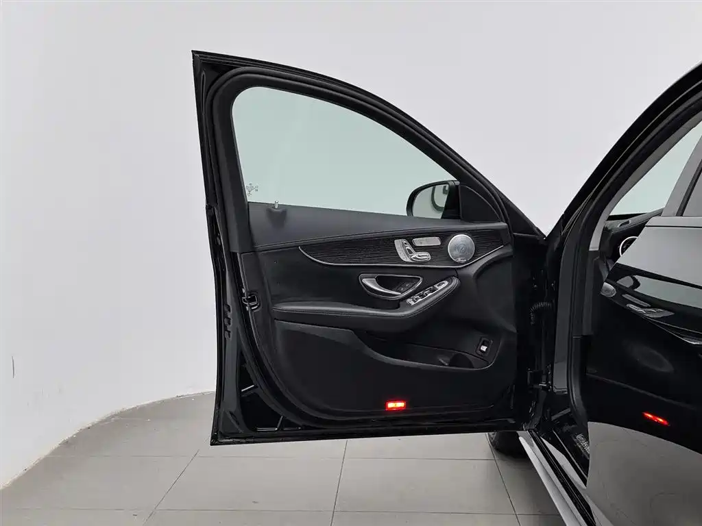 Mercedes-Benz C-Class 2021 C 260 L Sport Starry Exclusive Edition фото 8
