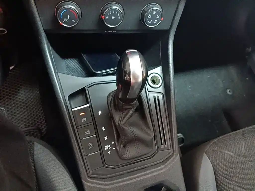 Volkswagen Lavida 2023 1.5L Auto Delight Edition фото 14