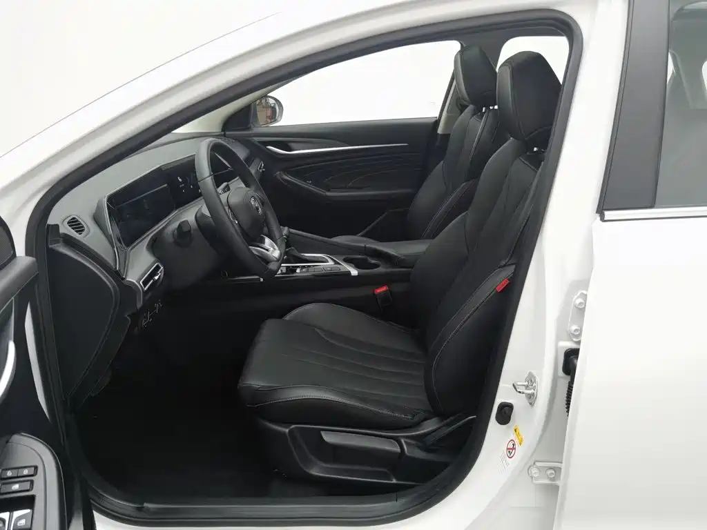 Photo 10 - Changan Eado