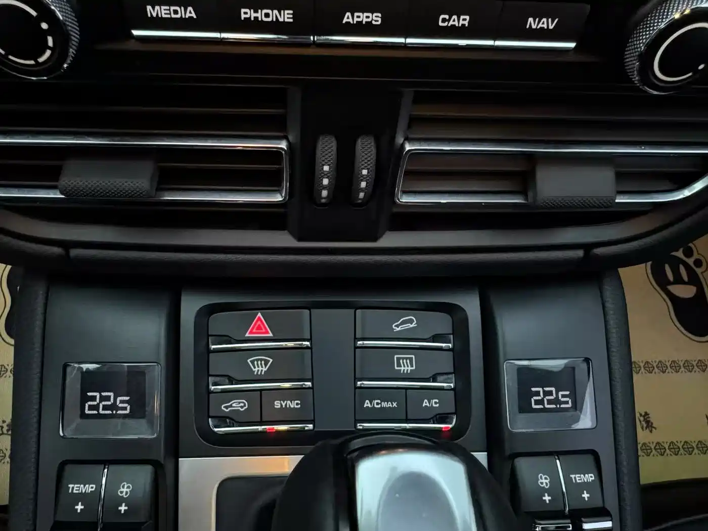 Porsche Macan 2020 Macan 2.0T фото 13