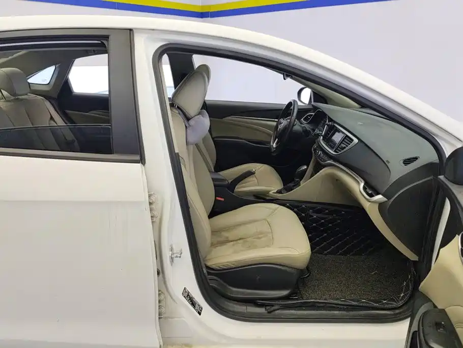Photo 8 - Buick Excelle