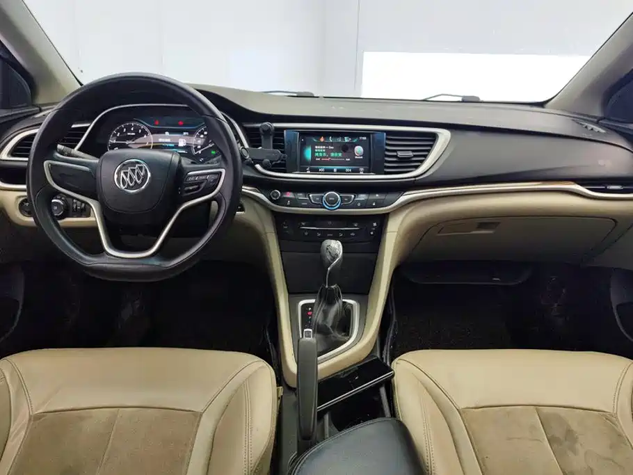 Photo 12 - Buick Excelle