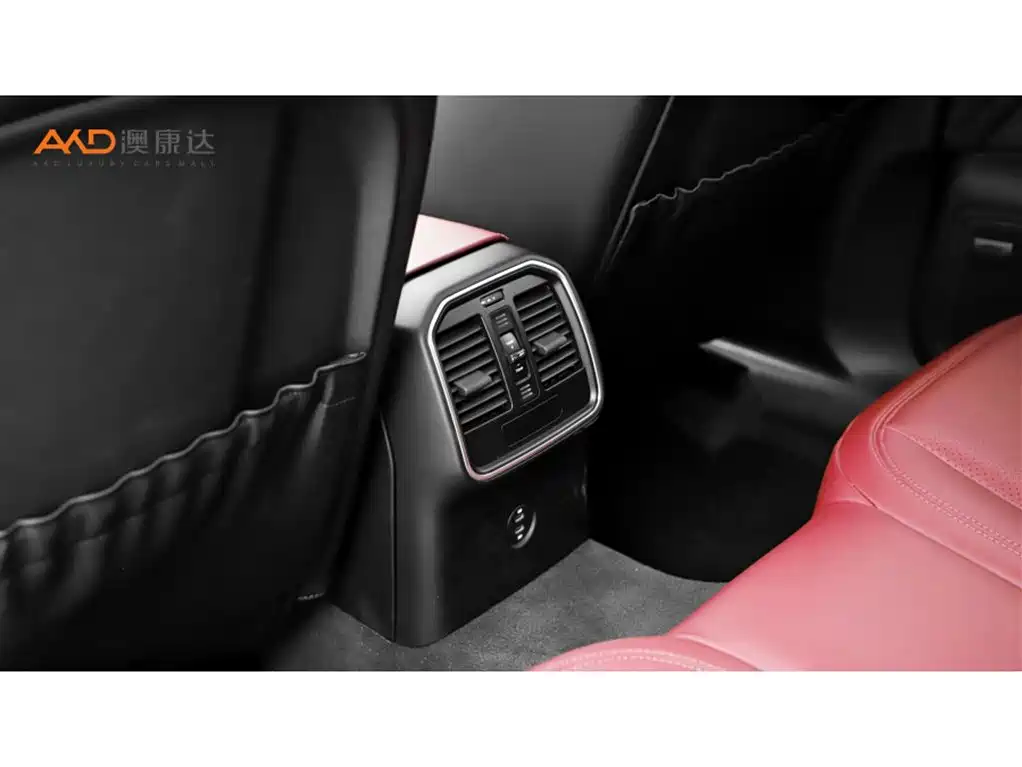 Porsche Macan 2022 Macan 2.0T фото 9