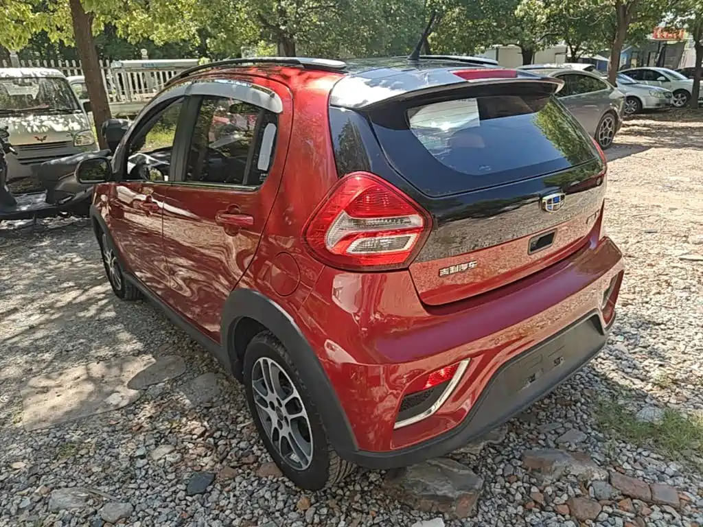 Geely Yuanjing X1 2019 2017 1.3L Auto Player Edition