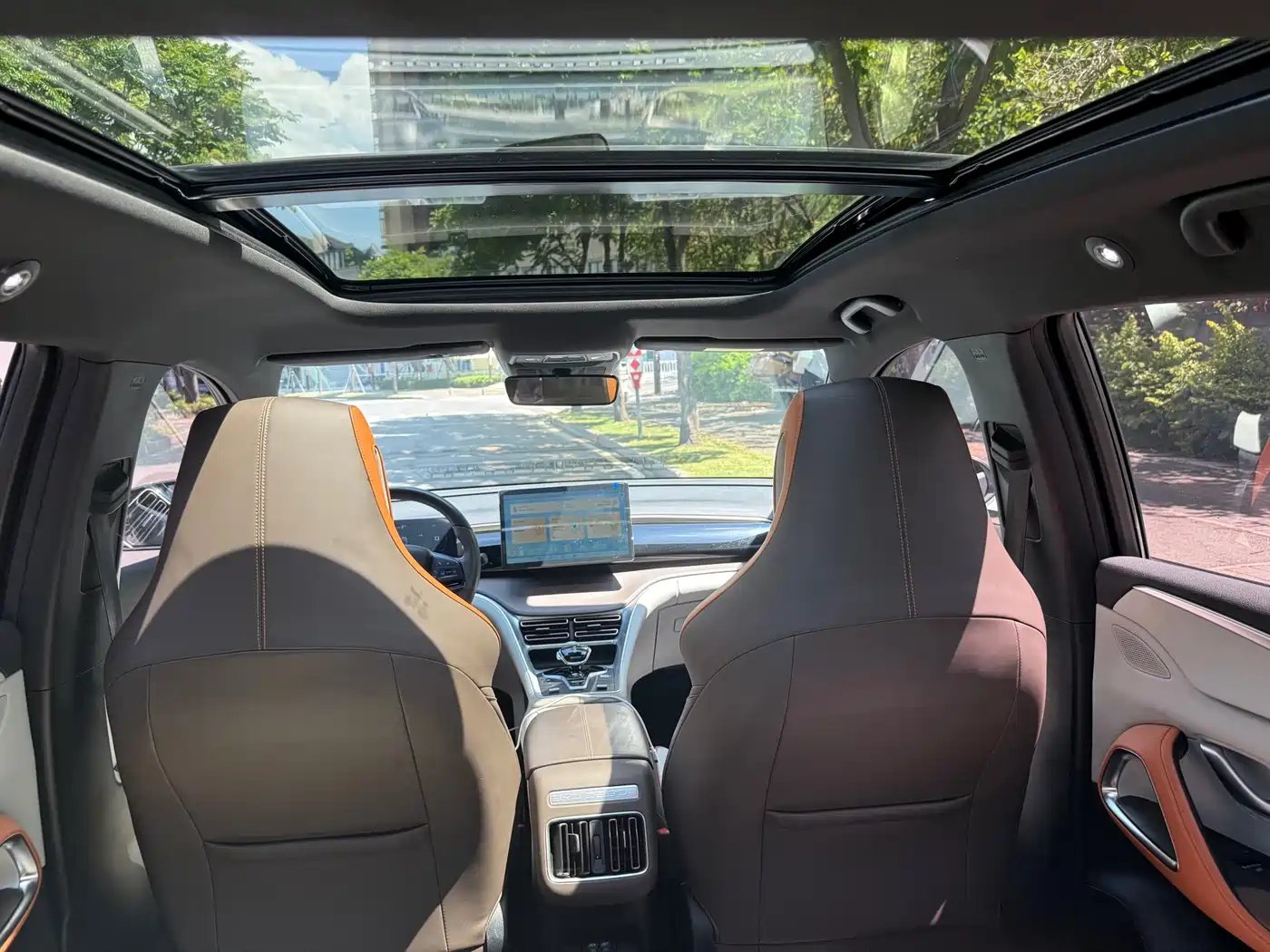 BYD Song Pro New Energy 2022 DM-i 51km Luxury фото 7