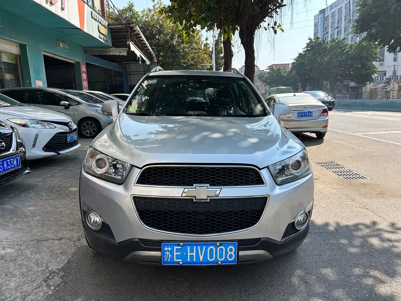 Chevrolet Captiva (Import) 2011 2.4 AT 7-Seater Luxury Edition фото 2