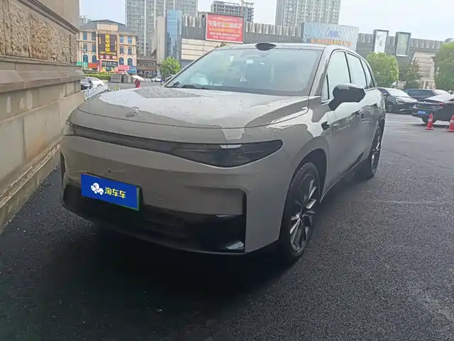 Leapmotor C10 2025