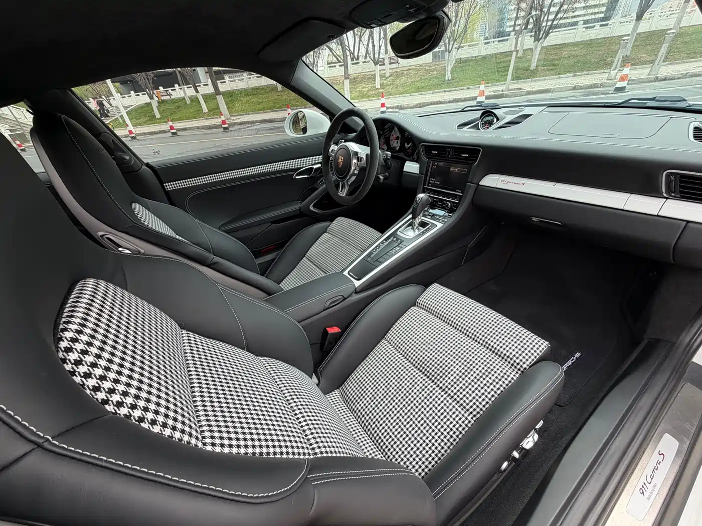 Porsche 911 фото 12