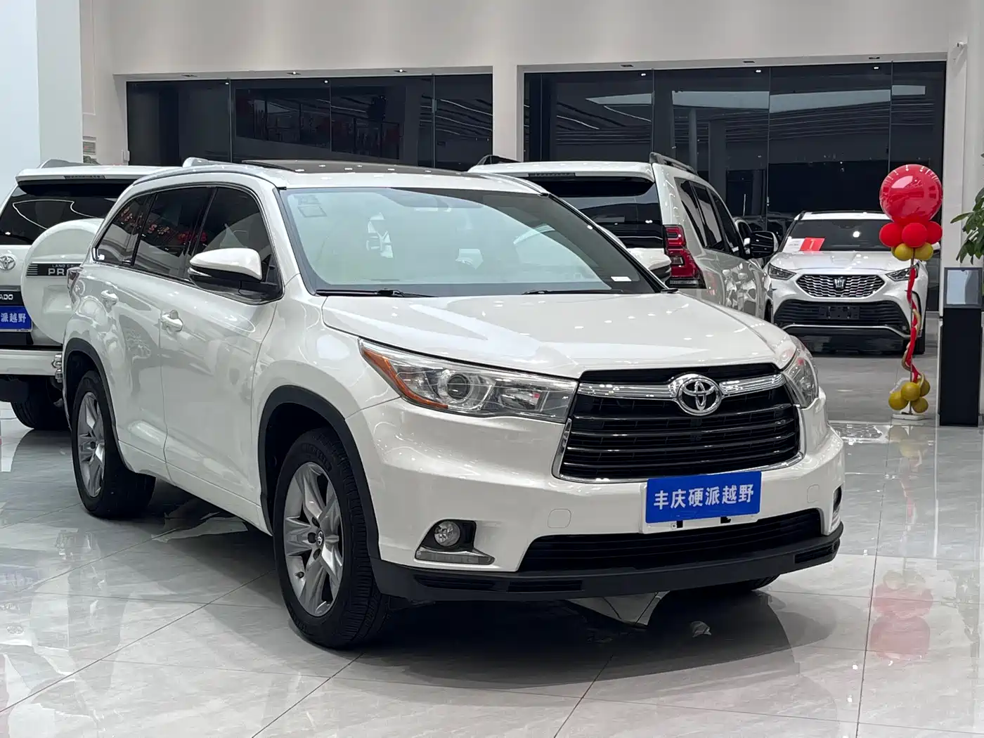 Toyota Highlander 2015 2.0T AWD Luxury Edition 7-seater фото 3