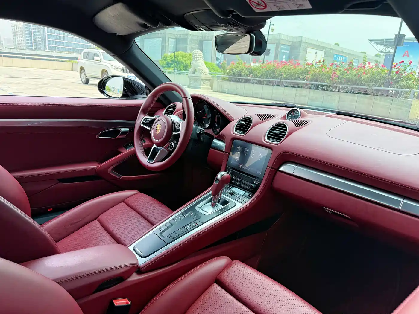 Porsche 718 2018 Cayman 2.0T фото 6