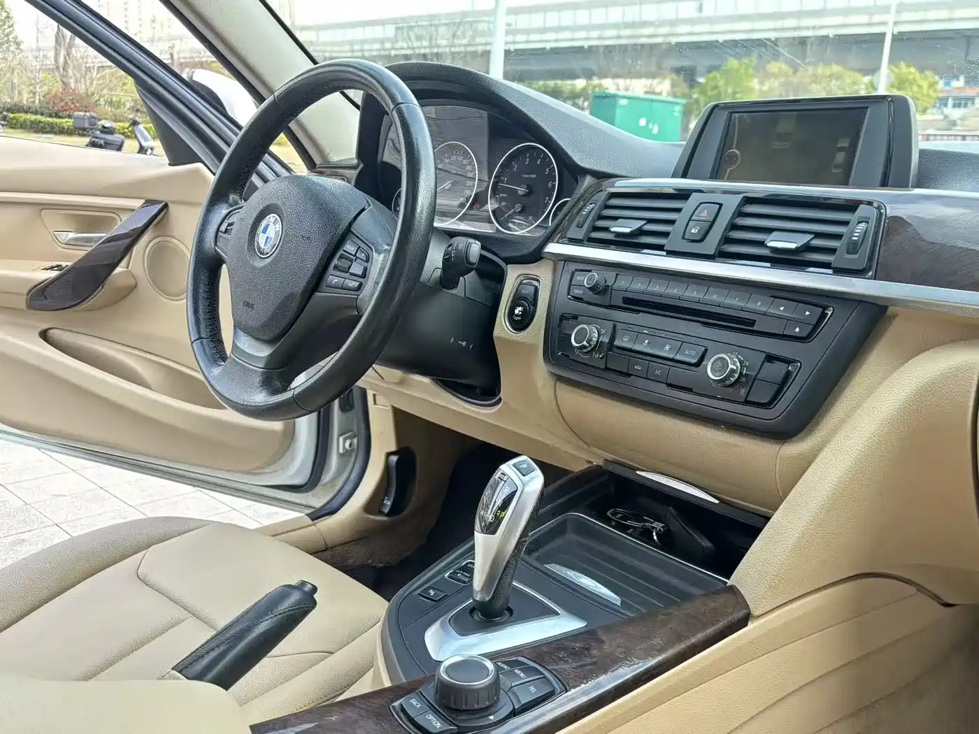 BMW 3 Series 2013 320Li Style Design Package фото 28