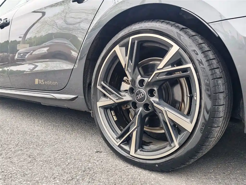 Audi A4L 2024 40 TFSI quattro RS Kit Speed Edition фото 9