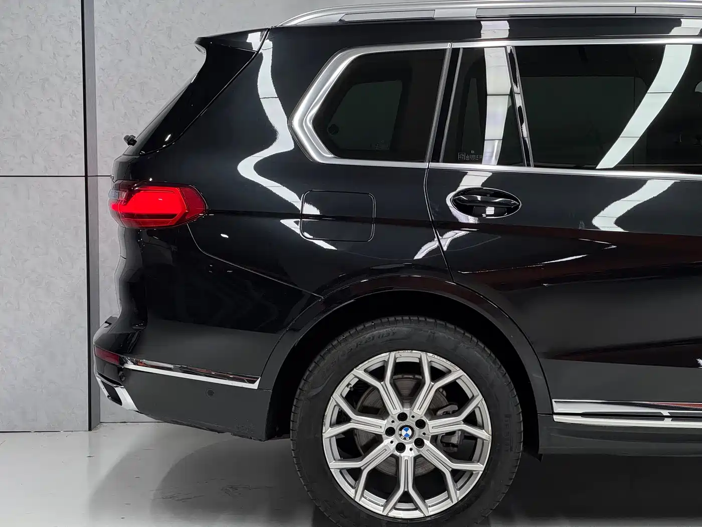 BMW X7 2020 xDrive40i Leading Luxury Package фото 14