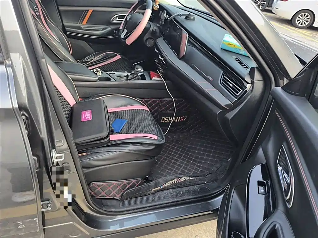 Changan Oshan X7 PLUS 2022 2022 1.5T Blue Whale Edition Auto Luxury
